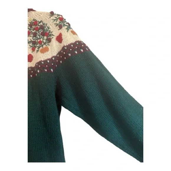 Vintage Floral Embroidered Christmas Sweater Size S - Picture 8 of 16